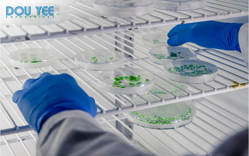 Vai trò của tủ lạnh và máy ly tâm phòng thí nghiệm trong chăm sóc sức khỏe